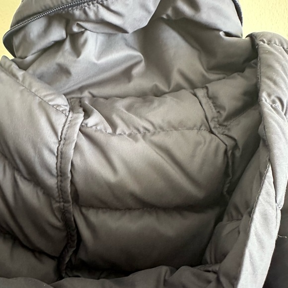 Women’s xs navy long Patagonia coat - Picture 8 of 10